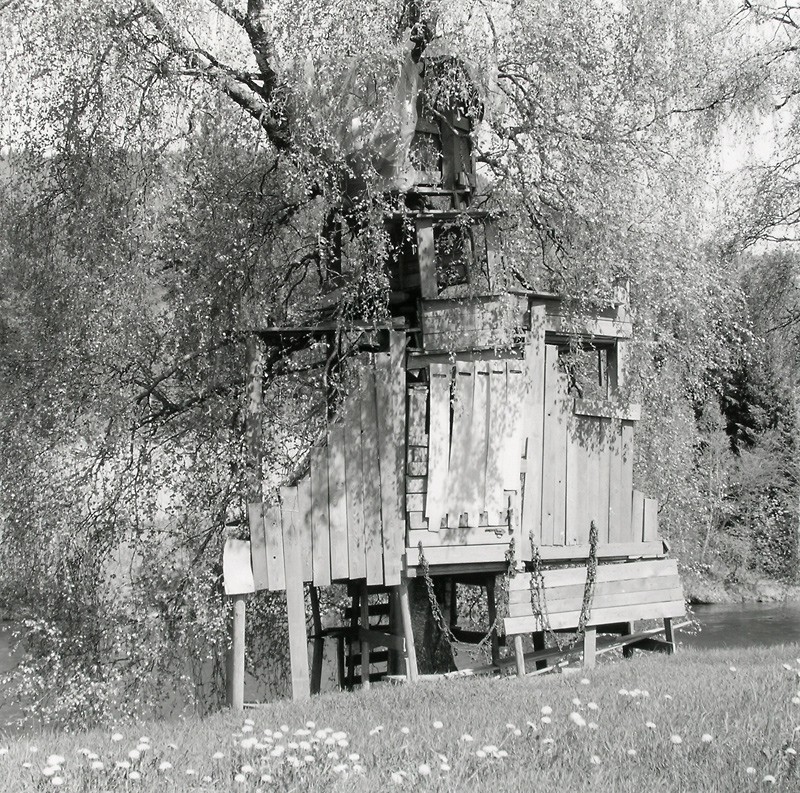 Utsiktspunkt og gøymestad (2003) — Jens Hauge