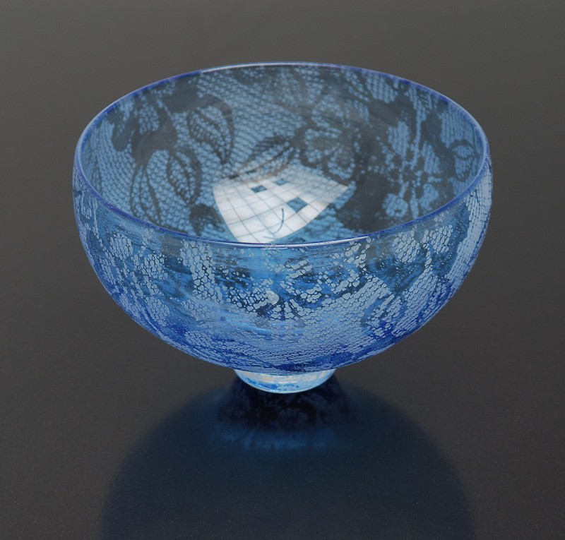 Blå bolle (2008) — Kari Håkonsen