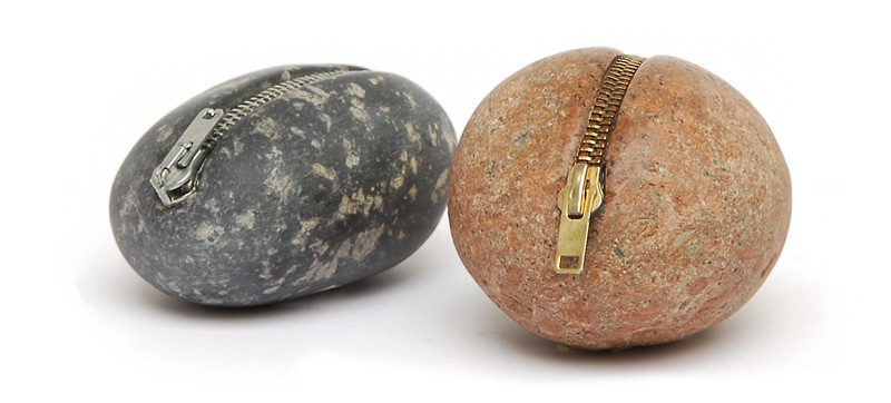 Stein med glidelås (2007) — Jon Gundersen