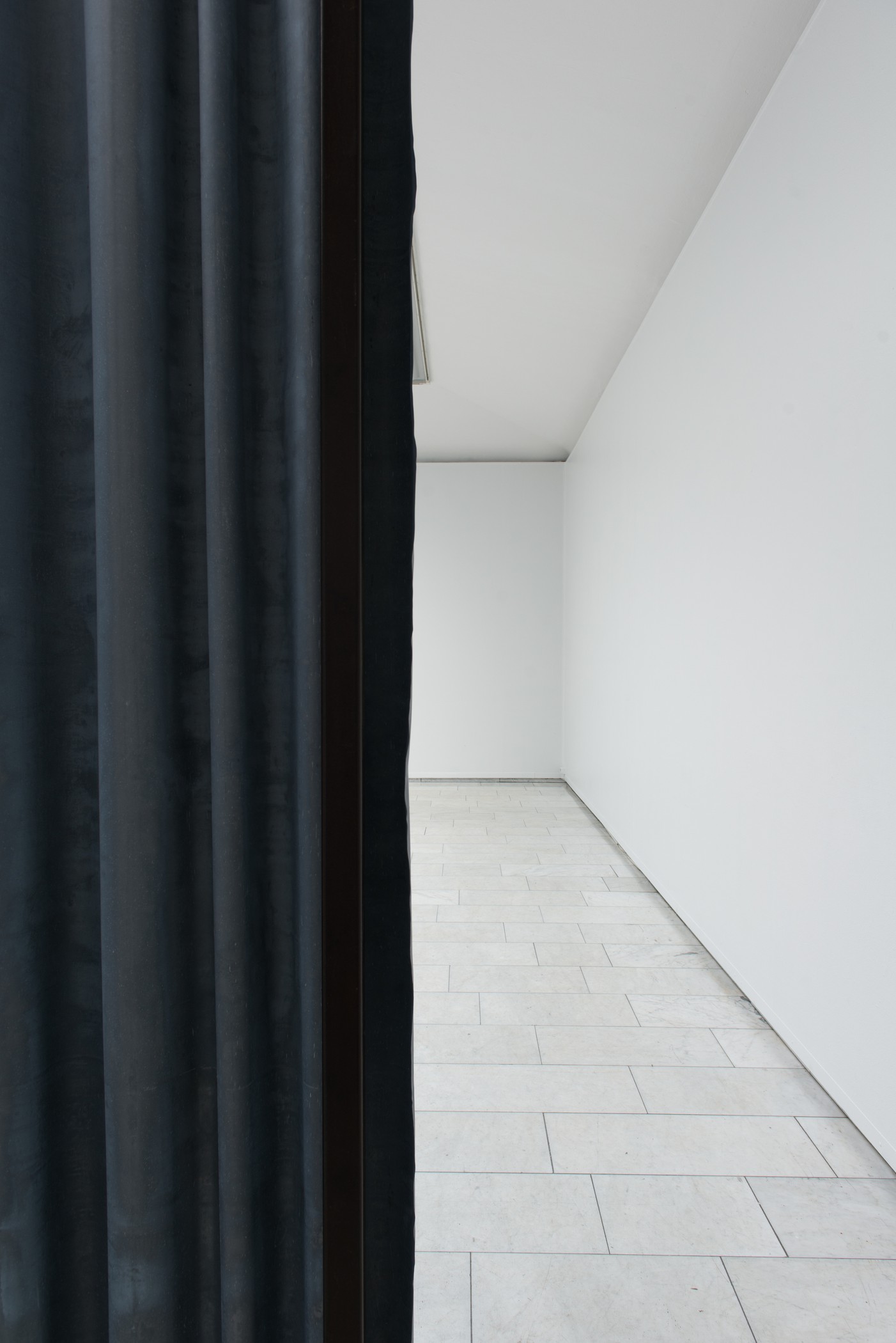 Behind the Dusk (detalj) (2016) — Hanne Tyrmi