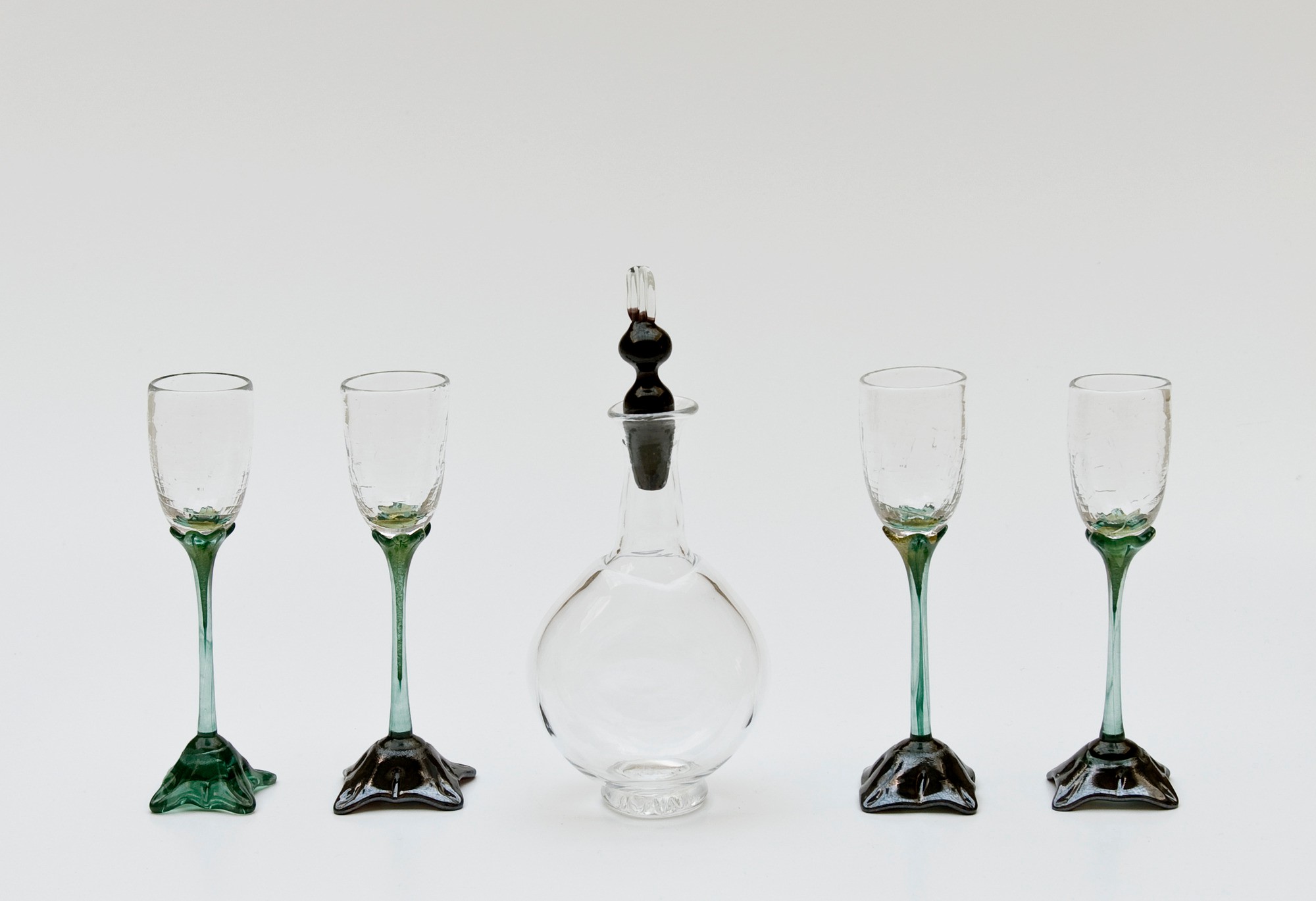 Karaffel og fire glass (2011) — Ulla-Mari Brantenberg