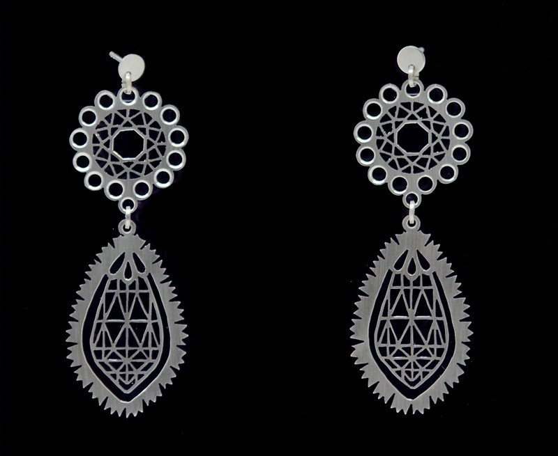 Countess Leonie Potocka's Sapphire Earrings (2009) — Christine Gaudernack
