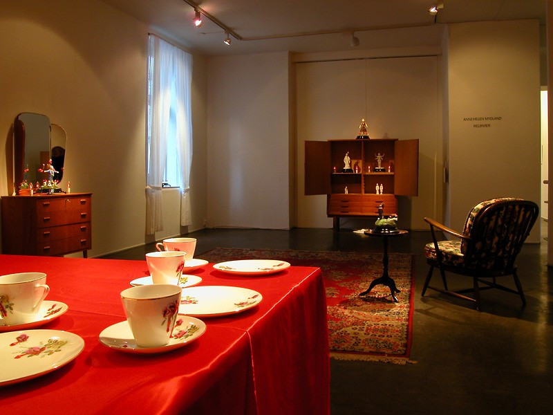 Relikvier (2003) — Anne Helen Mydland