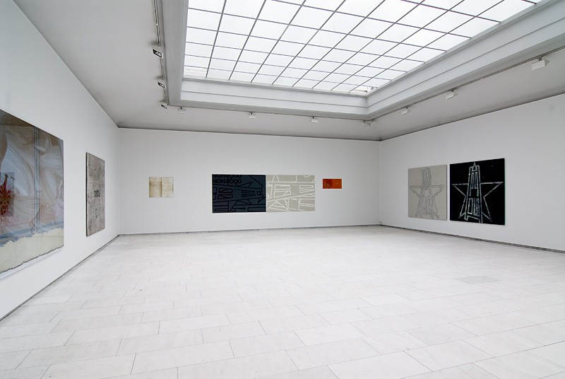 Oversiktsbilde fra utstillingen (2011) — Mari Slaattelid