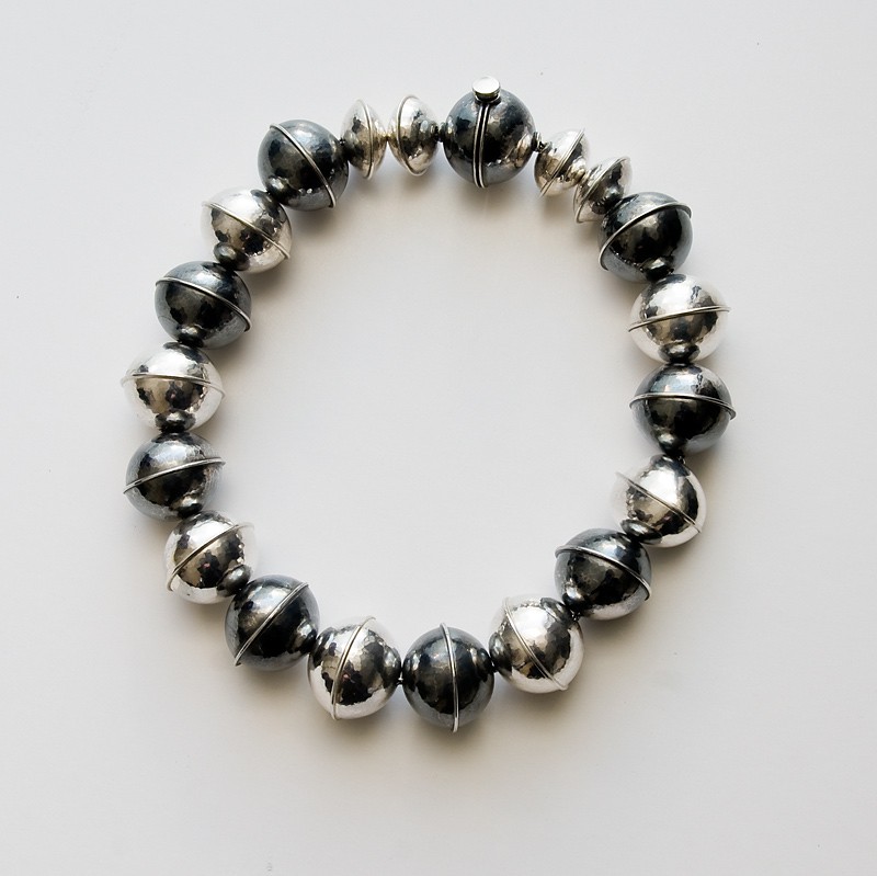 Halssmykke (2000) — Gine Sommerfelt